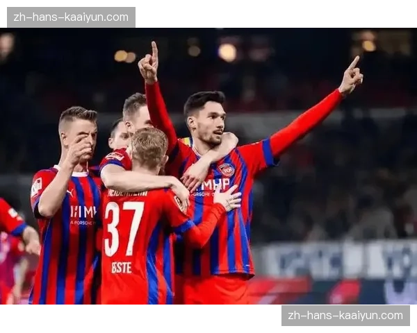 德甲欧冠资格争夺激烈 状态差异决定霍芬海姆与莱比锡走势